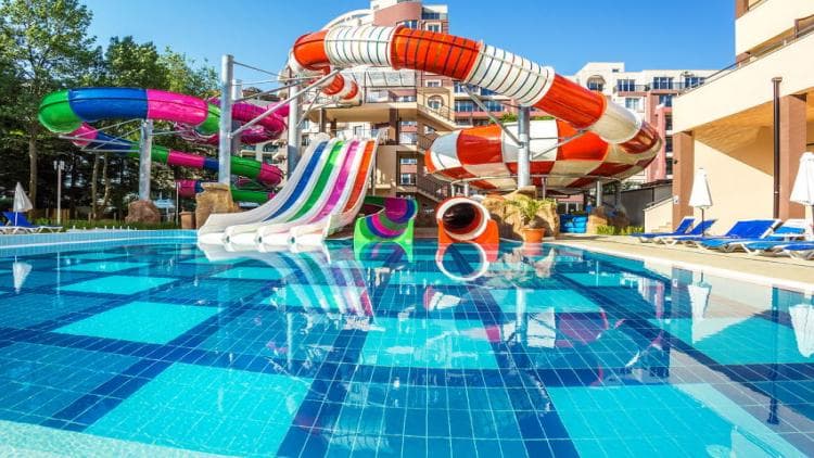 LAGUNA PARK & AQUA CLUB
