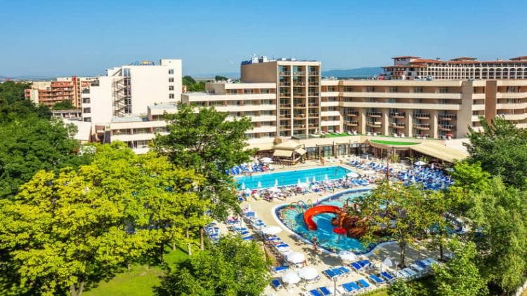 LAGUNA PARK & AQUA CLUB